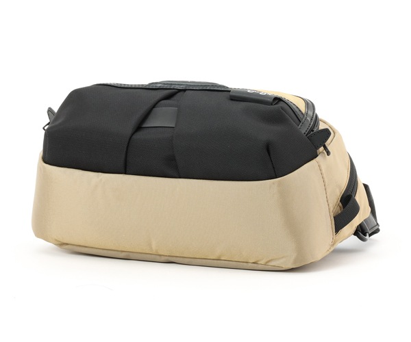 �����٤�Υ٥�ƥ��ա� DSBK �ǥ��������ӡ����� EverydaySling ����󥰥Хå� �ʥ��顼���١������ KOH-3386