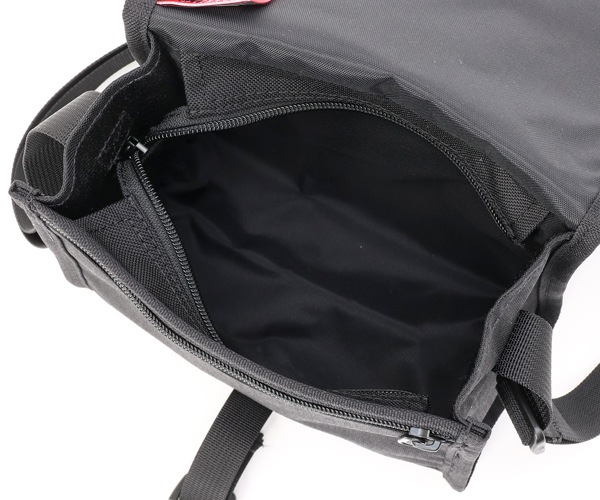 �����٤�Υ٥�ƥ��ա� Manhattan Portage �ޥ�ϥå���ݡ��ơ��� ���������Хå� �ʥ��顼���֥�å��� MP2410