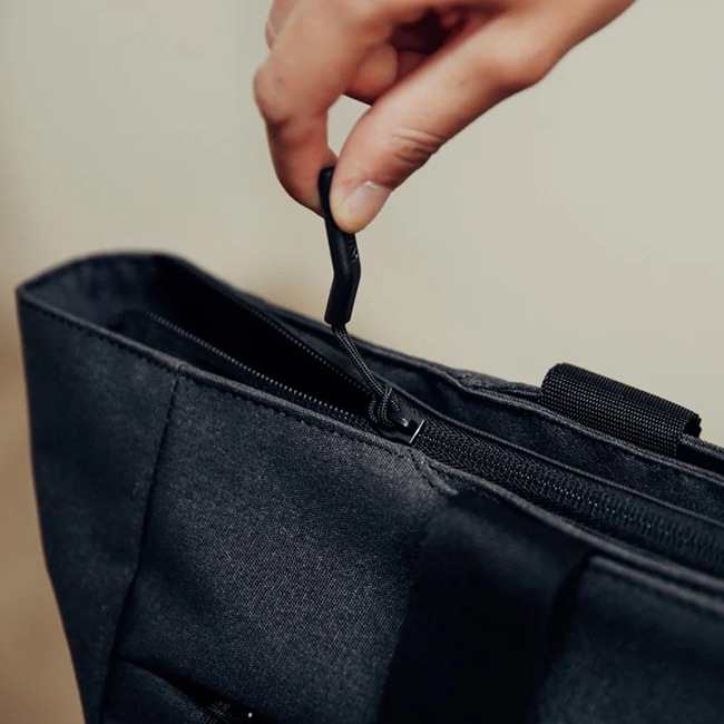٤Υ٥ƥաIncase 󥱡 City Market Tote With CORDURA Nylon 27L ȡȥХå ʥ顼֥å INCO300714