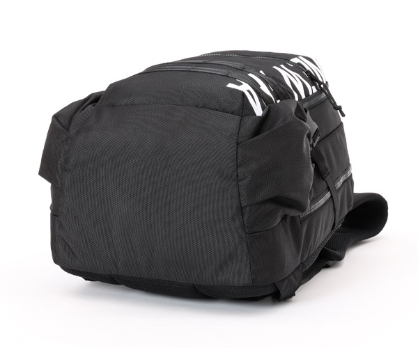 �����٤�Υ٥�ƥ��ա� NEW ERA �˥塼���� �����Х�ѥå� 33L �ץ��ȥ��� �֥�å��ߥۥ磻�� �ʥ��顼���֥�å��� 12854713