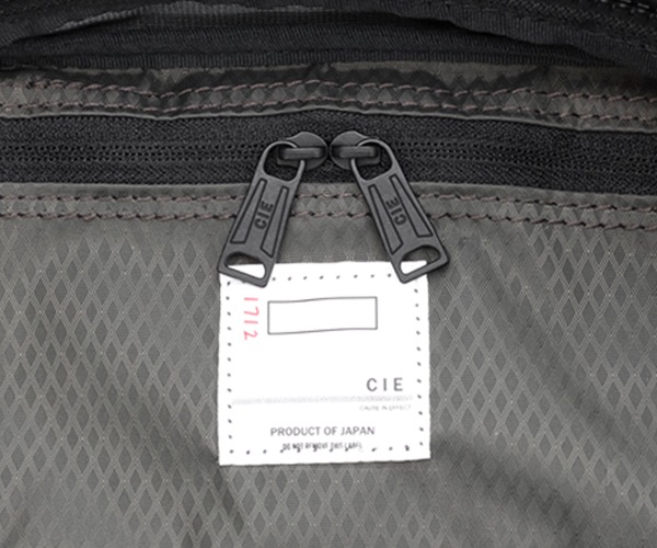 �����٤�Υ٥�ƥ��ա� CIE ���� �ե��� �ܥǥ��Хå� �ʥ��顼���֥�å��� 022102