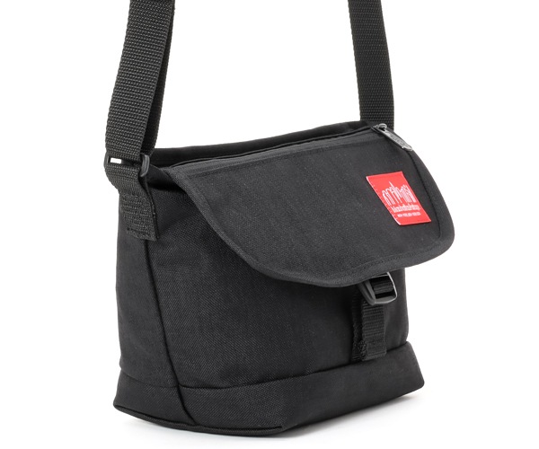 �����٤�Υ٥�ƥ��ա� Manhattan Portage �ޥ�ϥå���ݡ��ơ��� ��å��󥸥㡼�Хå� �ʥ��顼���֥�å��� MP1603FZP