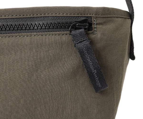 �����٤�Υ٥�ƥ��ա� Manhattan Portage BLACK LABEL �ޥ�ϥå���ݡ��ơ��� �֥�å��졼�٥� ��å��󥸥㡼�Хå� �ʥ��顼���֥饦��� MP1603MGNTTSCBL