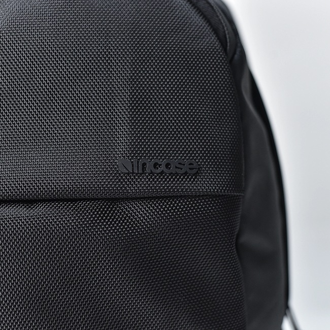 ٤Υ٥ƥաIncase 󥱡 City Compact Backpack With 1680D 19L Хåѥå ʥ顼֥å 137233053003