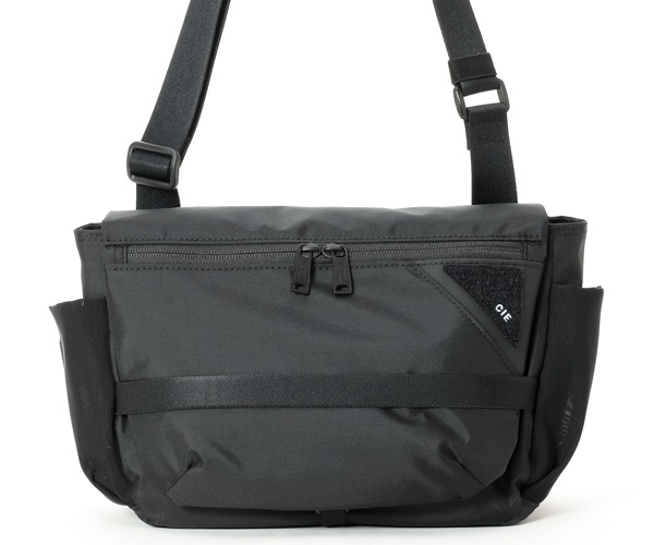 �����٤�Υ٥�ƥ��ա� CIE ���� �ե��� �ߥ˥��������Хå� �ʥ��顼���֥�å��� 022104