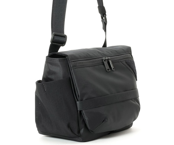 �����٤�Υ٥�ƥ��ա� CIE ���� �ե��� �ߥ˥��������Хå� �ʥ��顼���֥�å��� 022104