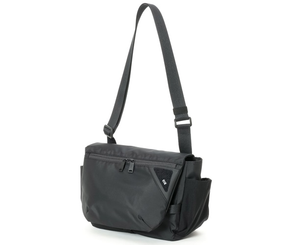 �����٤�Υ٥�ƥ��ա� CIE ���� �ե��� �ߥ˥��������Хå� �ʥ��顼���֥�å��� 022104