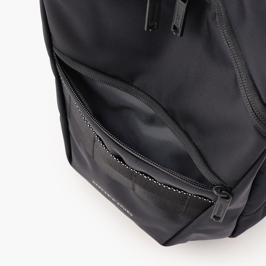 �����٤�Υ٥�ƥ��ա� �֥꡼�ե��� BRIEFING ����󥰥Хå� MFC SLING WR �ʥ��顼���֥�å��� BRA231L43