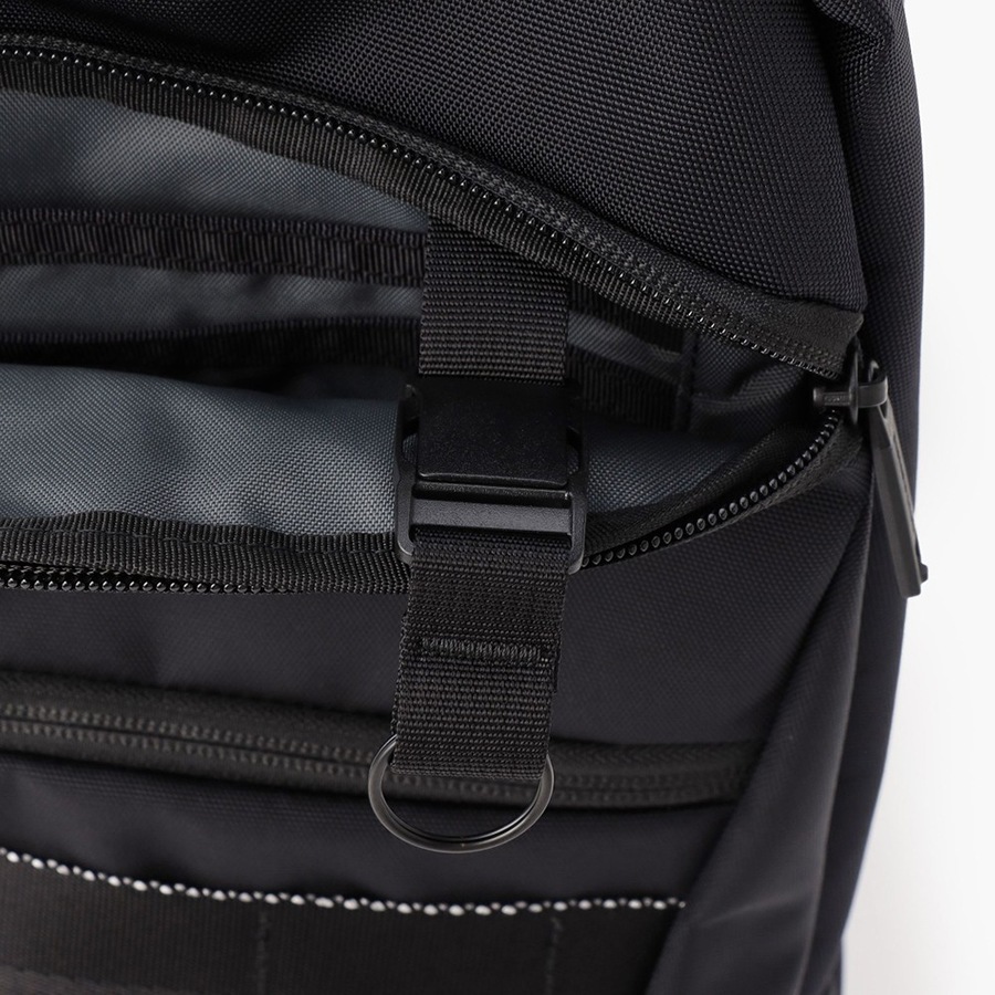 �����٤�Υ٥�ƥ��ա� �֥꡼�ե��� BRIEFING ����󥰥Хå� MFC SLING WR �ʥ��顼���֥�å��� BRA231L43