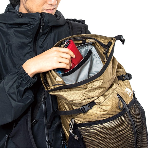 �����٤�Υ٥�ƥ��ա� KARRIMOR ����ޡ� cleave 40 ���å����å�M �ʥ��顼�����������㥳����� 501207-1210-M