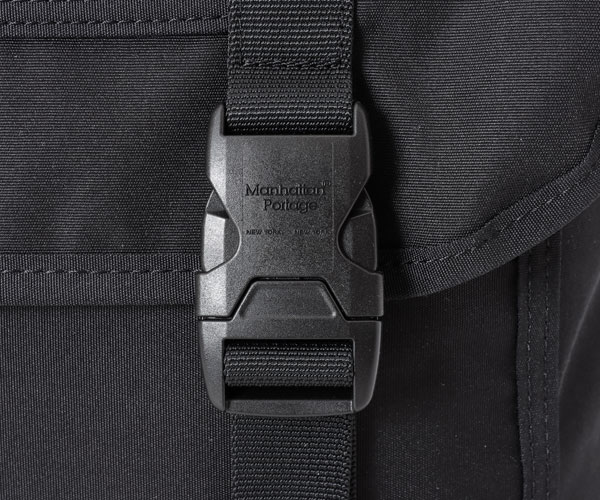 �����٤�Υ٥�ƥ��ա� Manhattan Portage BLACK LABEL �ޥ�ϥå���ݡ��ơ��� �֥�å��졼�٥� ��å��󥸥㡼�Хå� S �ʥ��顼���֥�å��� MP1641-305P900BL