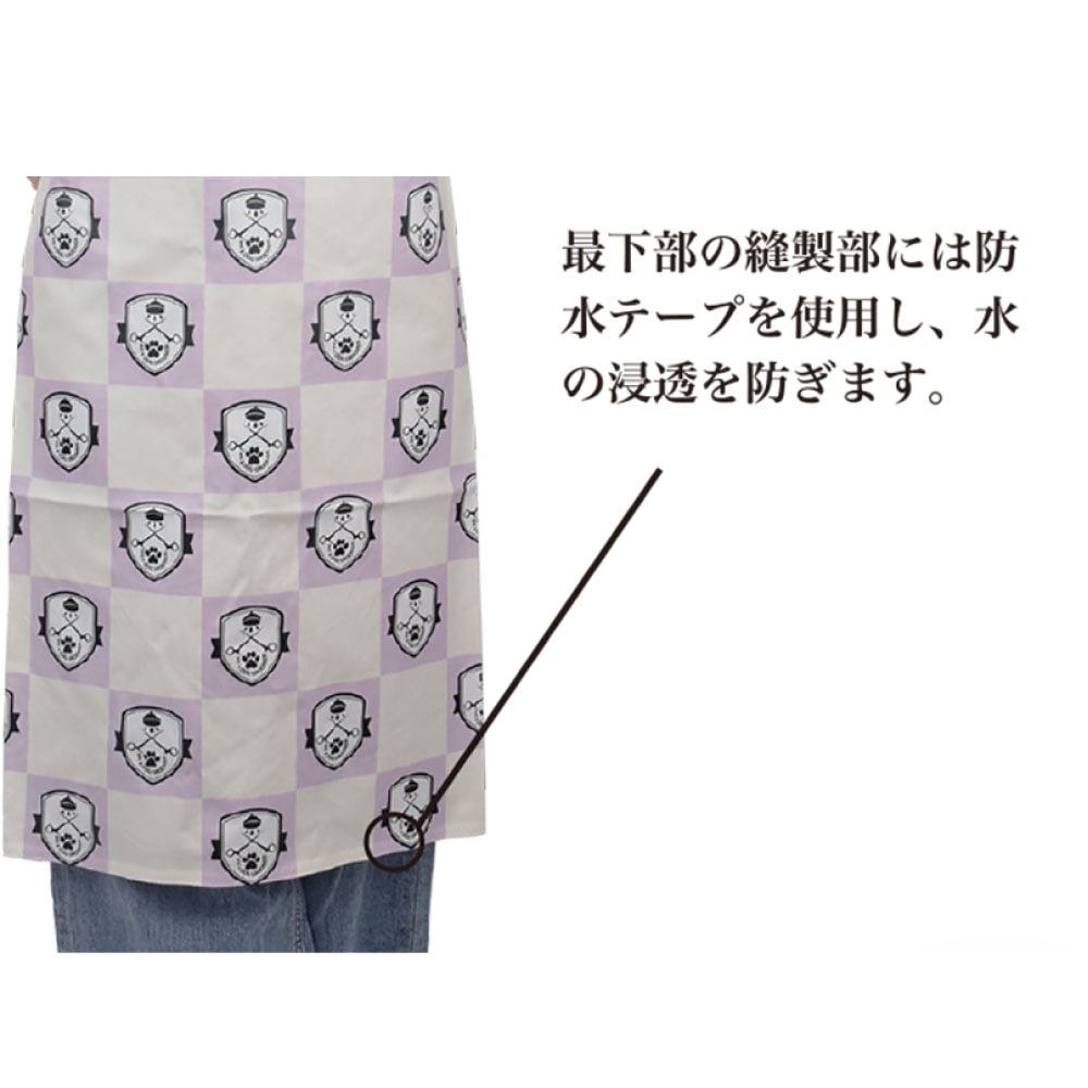 最下部の縫製部には防水テープを使用し、水の浸透を防ぎます。