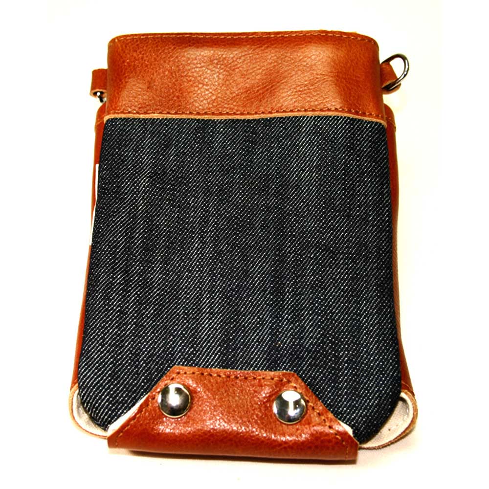 シザーケース／スニーカー／ブラウン