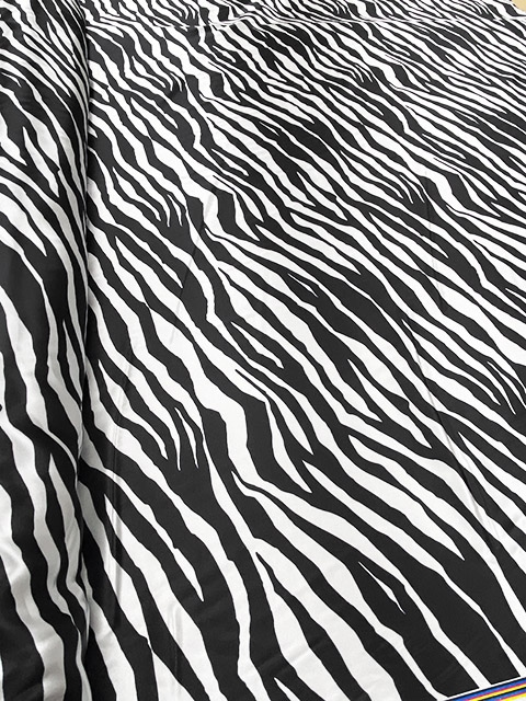 ぴんちょす　ハンドメイド（ゼブラ柄） hq720.jpg?sqp=-