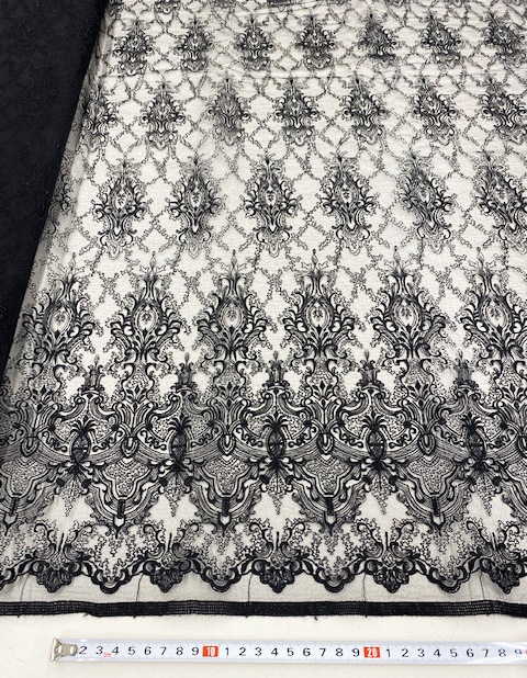 半世紀超えのヴィンテージエンブロイダリーレース エンブロイダリーレース | Fabric Summary