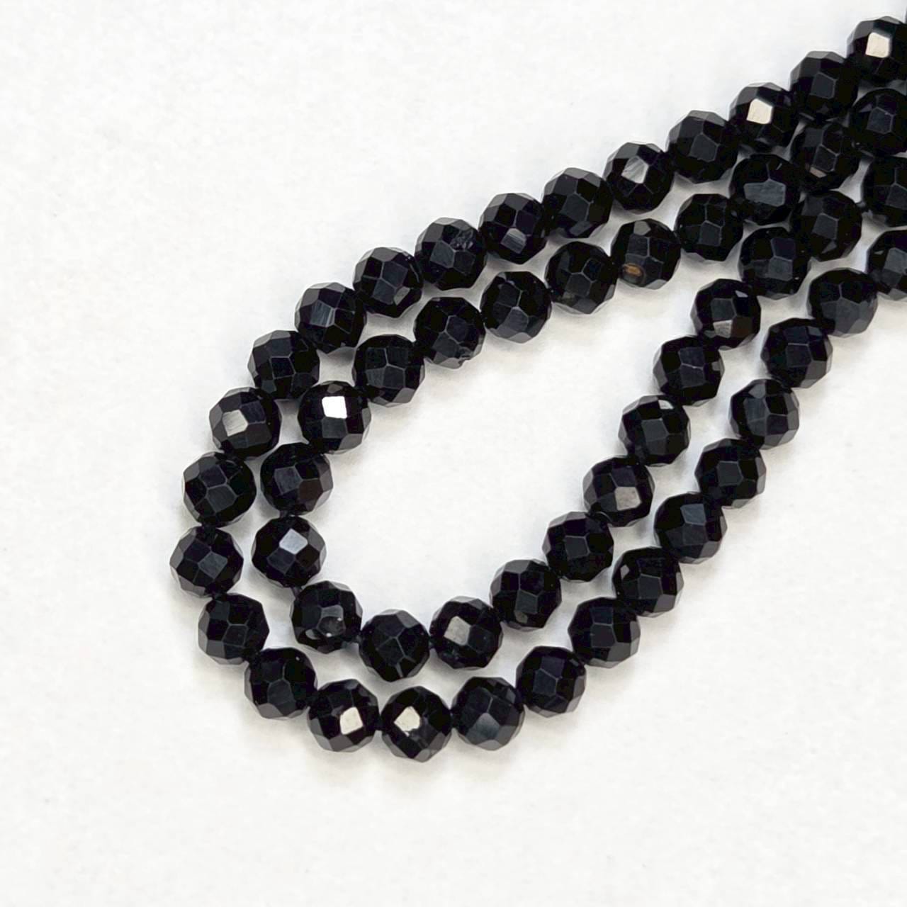 天然石連ビーズ‐スピネル4㎜カット