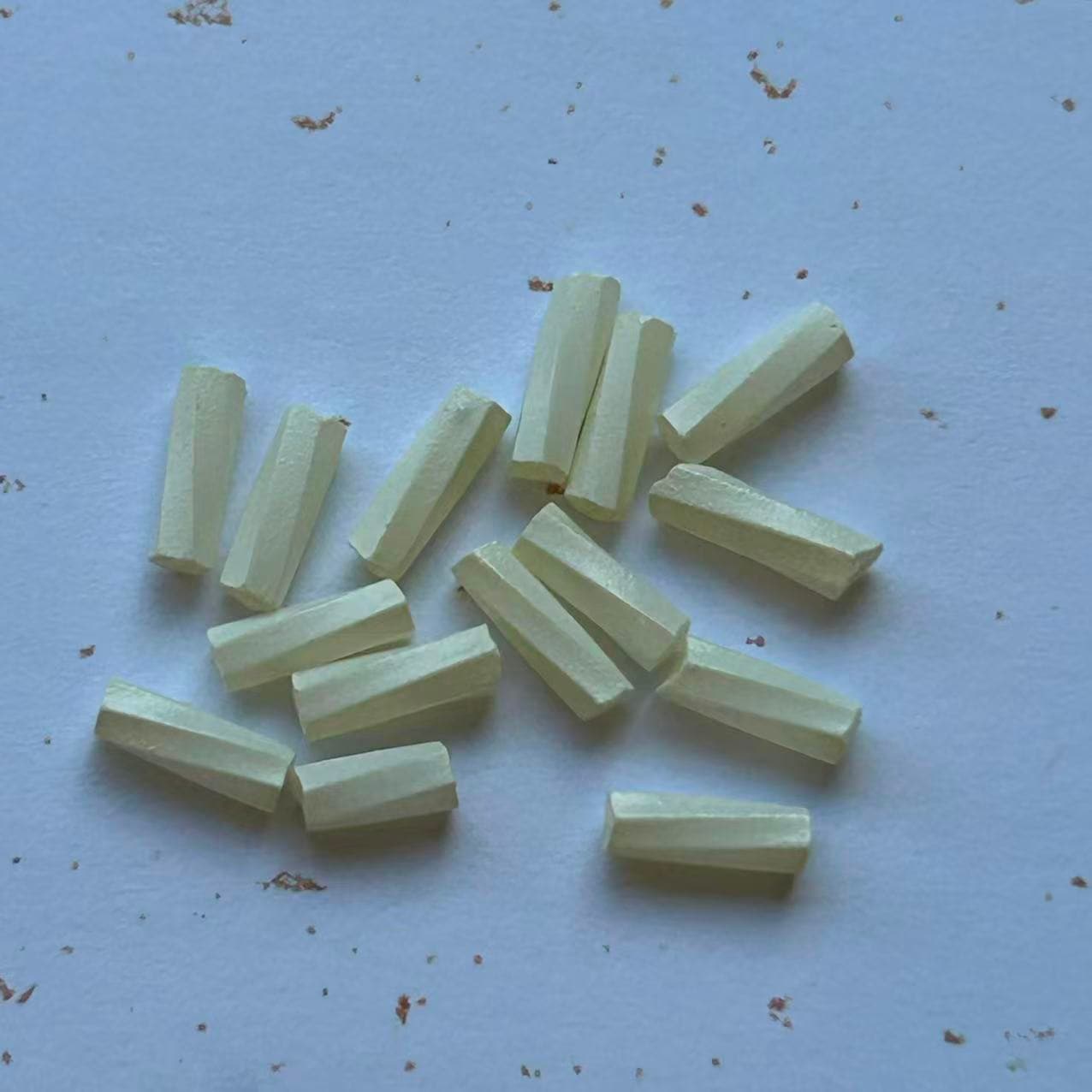 春シリーズ‐竹ビーズ‐クリーム色