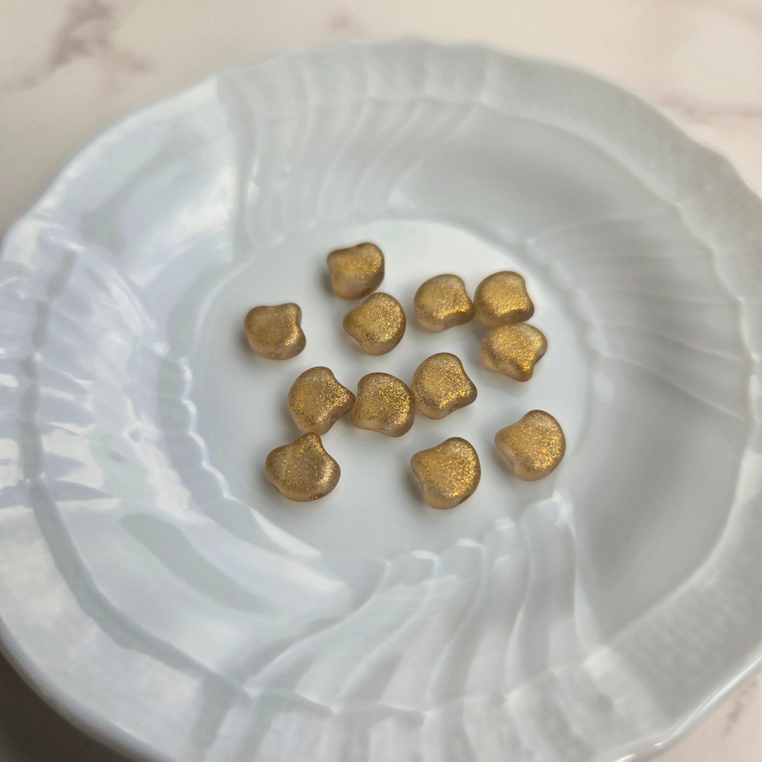 チェコ製GINKO(銀杏)ビーズ　ゴールド