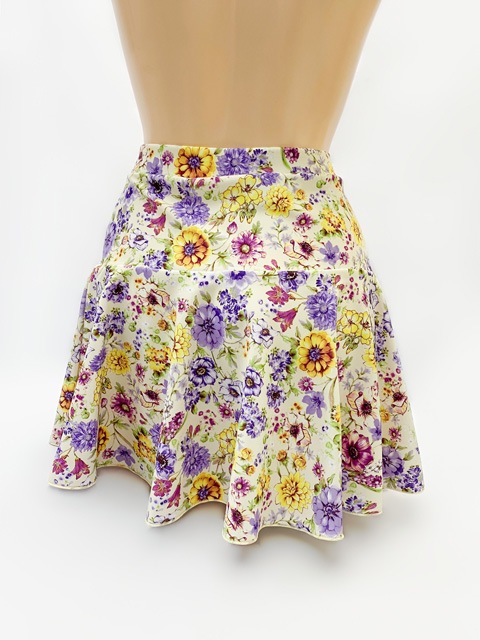 コスメイトオリジナル 花柄二段フレアースカート