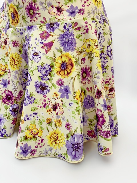 コスメイトオリジナル 花柄二段フレアースカート