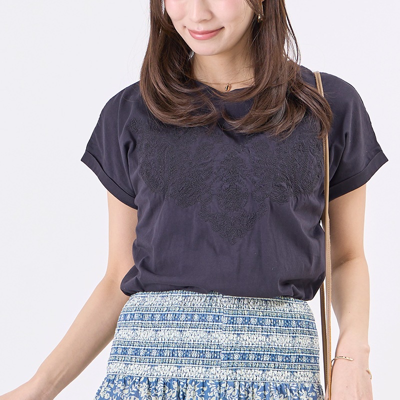 ライン刺繍フレンチスリーブTシャツ | トップス | Fanaka