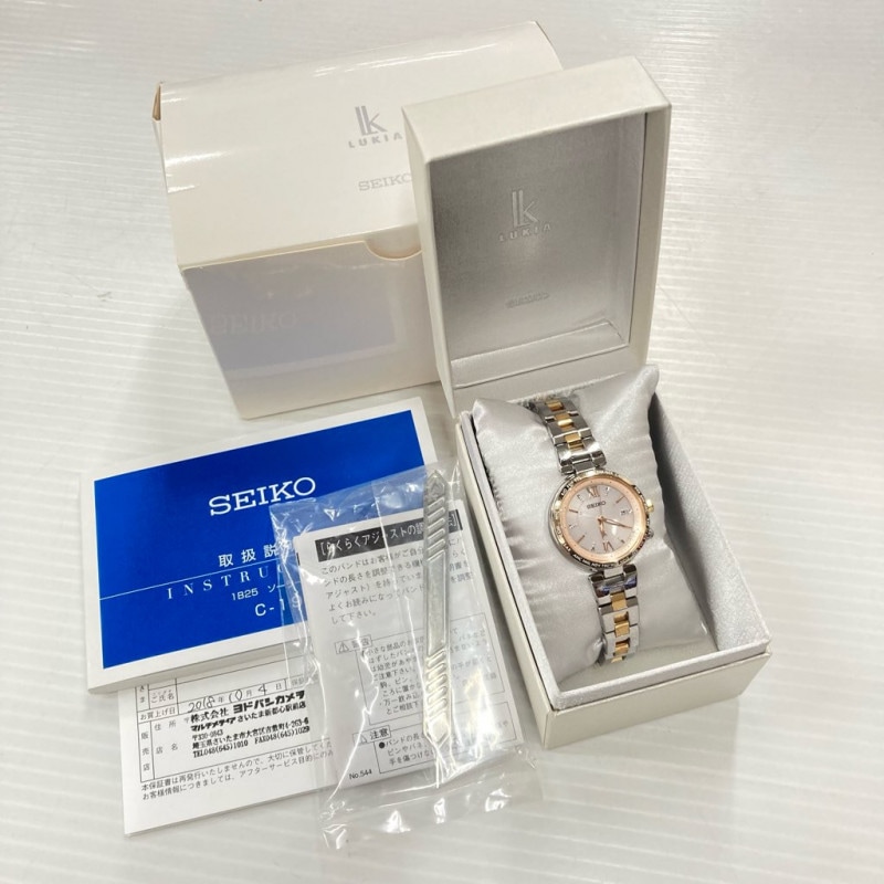 中古 美品 SEIKO LUKIA ラッキーパスポート チタン 電波ソーラー SSQV014 1B25-0AJ0