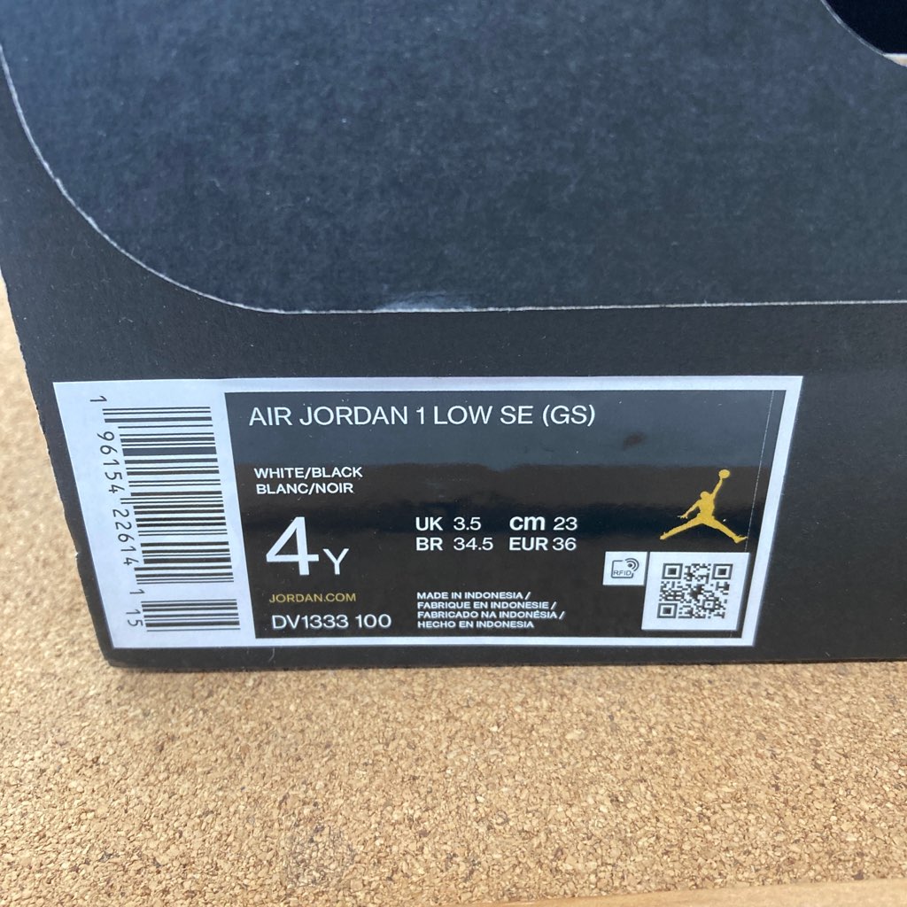 ��� NIKE AIR JORDAN1 LOW SE 23.0cm DV1333-100