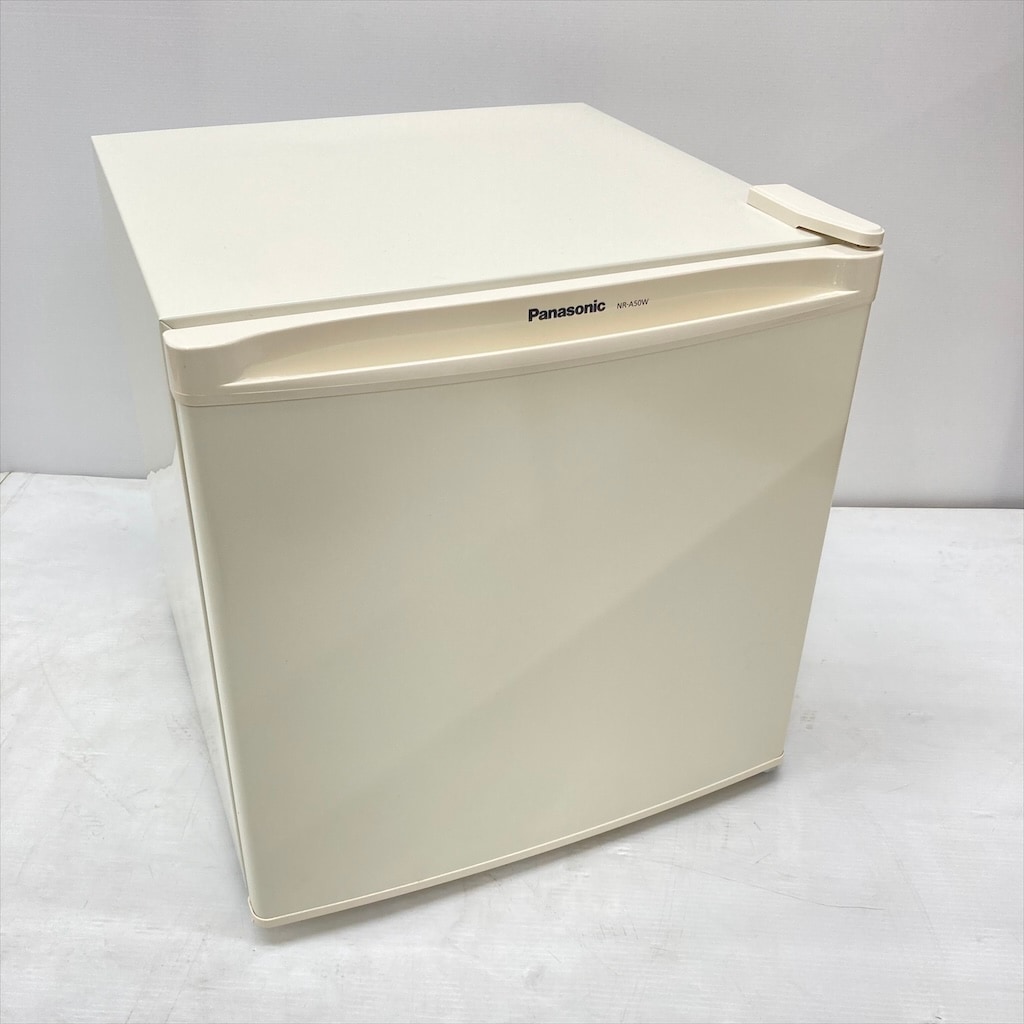 Panasonic NR-A50WA　45L　1ドア冷蔵庫　2017年製 Amazon.co.jp: Panasonic 1ドア冷蔵庫 45L 直冷式 オフホワイト NR
