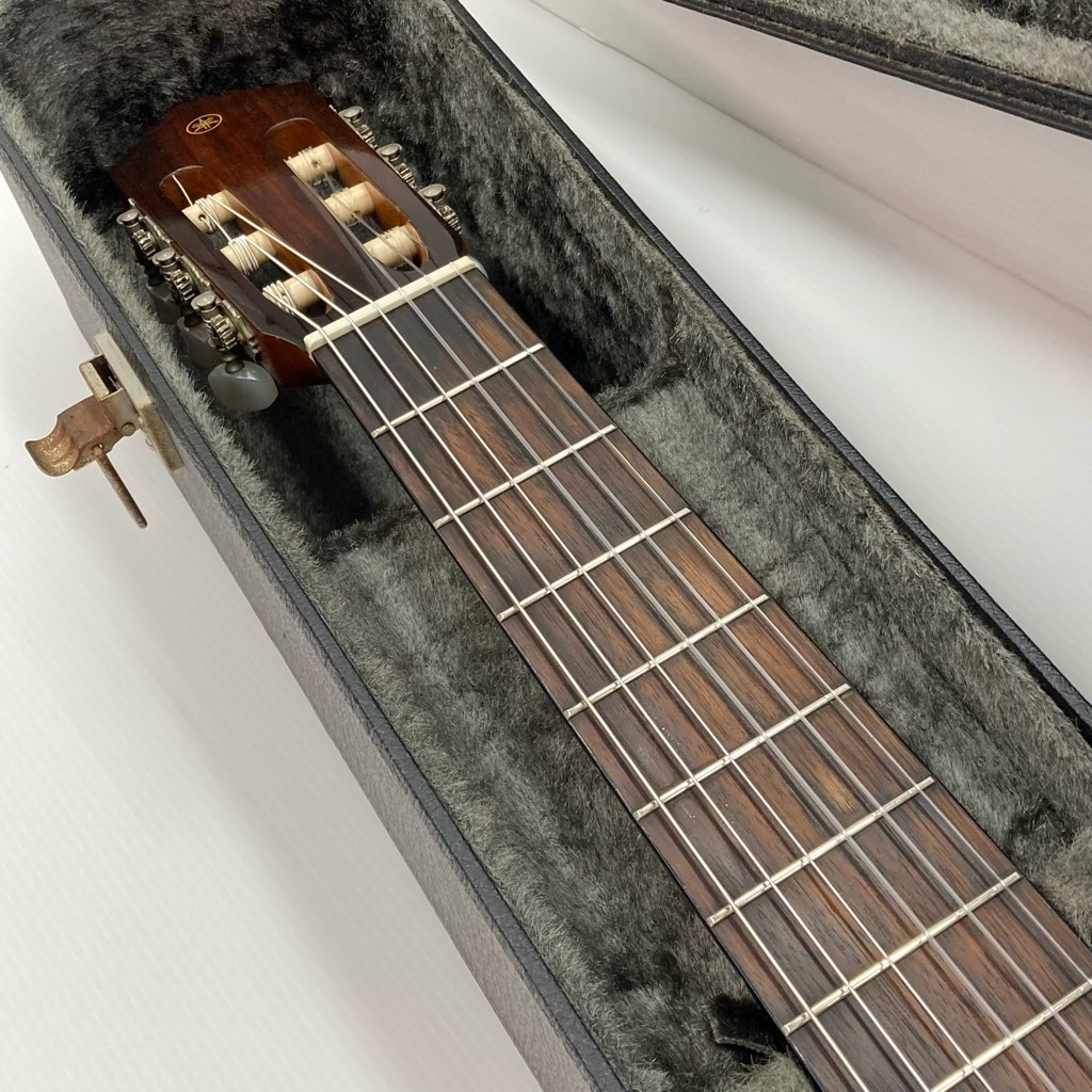 中古 ヤマハ YAMAHA クラシックギター CG142S ハードケース付属