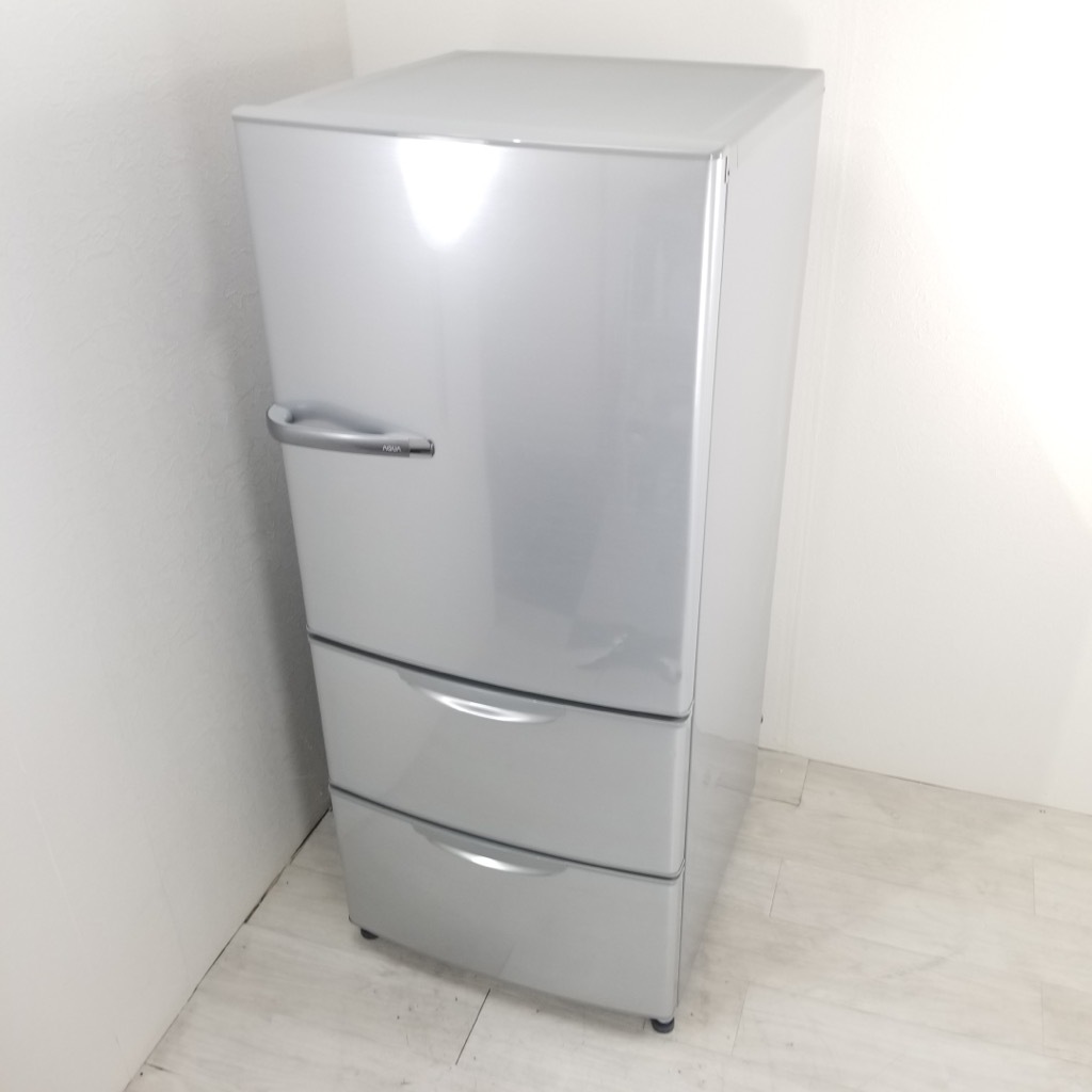 中古 近郊送料格安 272L 3ドア冷蔵庫 ハイアールアクア AQR-271C-S 