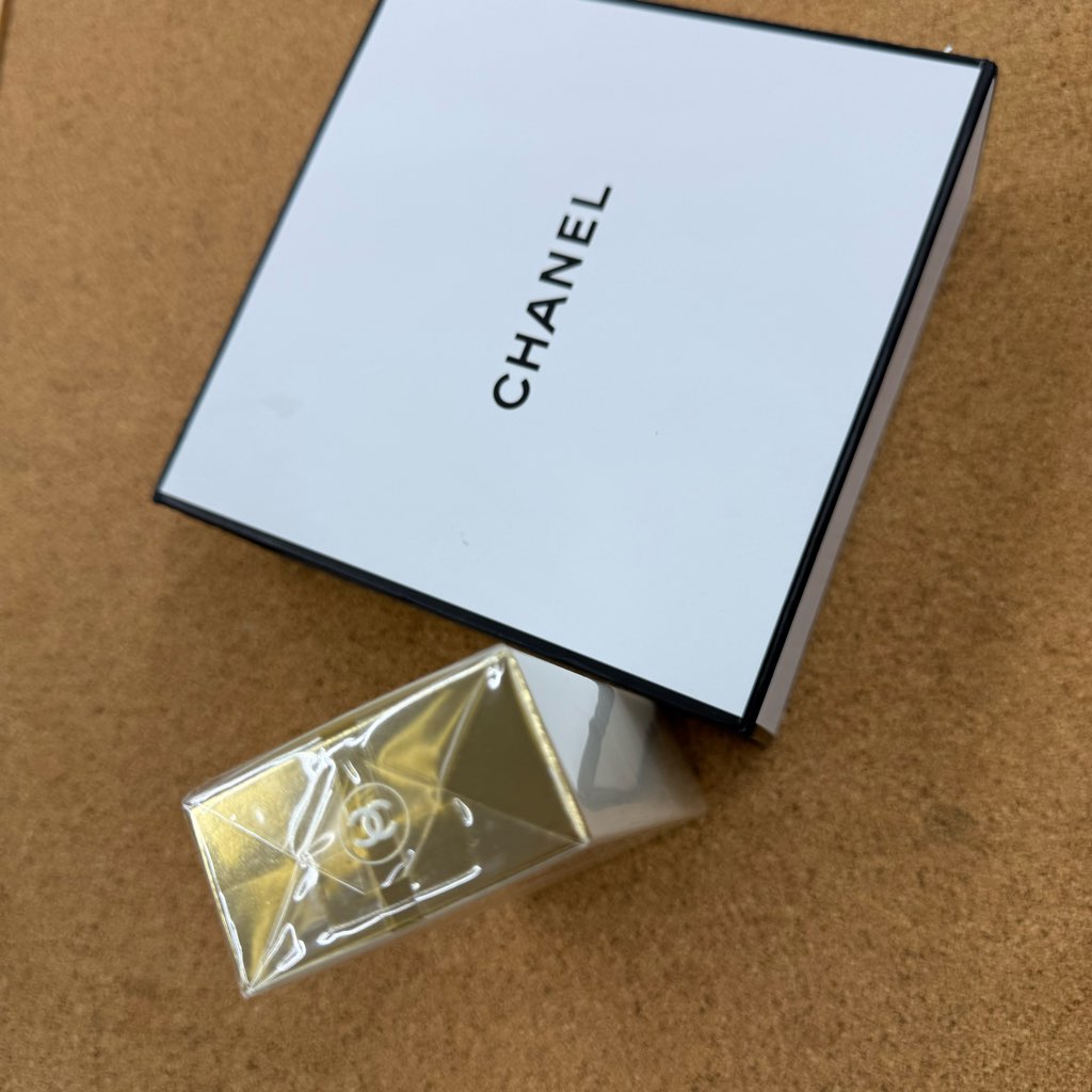 ピヨピヨ　新品未開封CHANELココマドモアゼル　ヘアミスト35ml ピヨピヨ 新品未開封CHANELココマドモアゼル ヘアミスト35ml 未