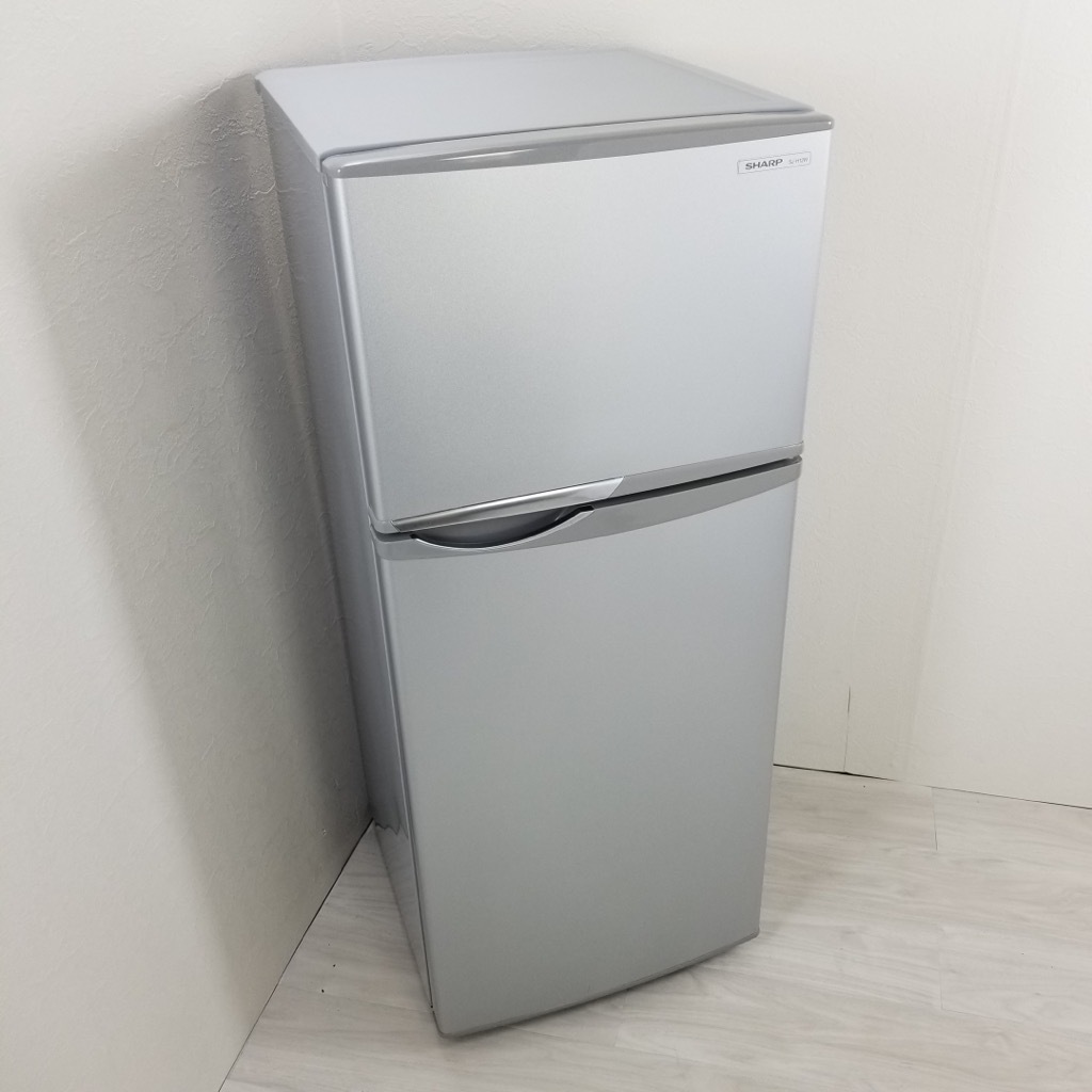 【保証付き♪】シャープの２ドア冷蔵庫(^-^)2014年製ですがとても綺麗です 一人暮らし用 シャープ 2ドア 冷蔵庫 2014年