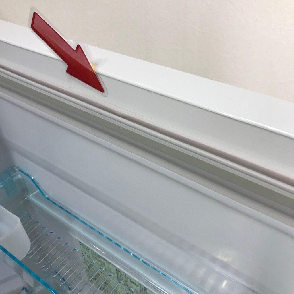 中古 2ドア冷蔵庫 ガラス扉 ユーイング UR-FG110J-W 2018年製 110L