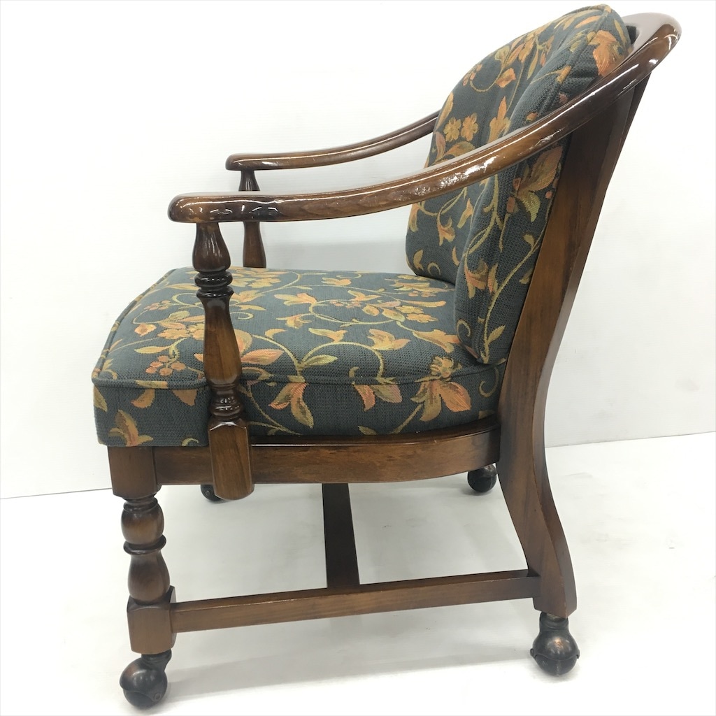 L 3 カリモク　80’sヴィンテージ コロニアル アームチェア L 3 カリモク 80'sヴィンテージ コロニアル アームチェア L 3