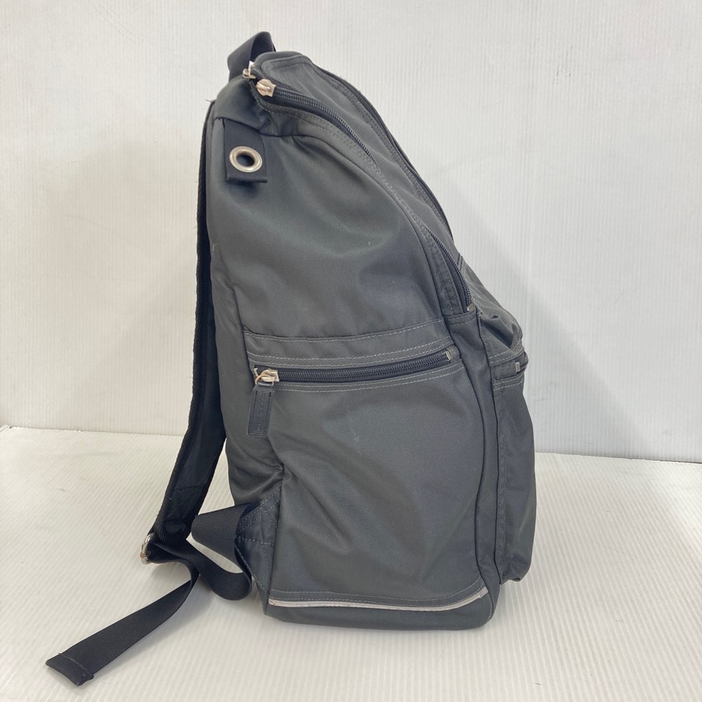 中古 marimekko BUDDY バディ リュック グレー系