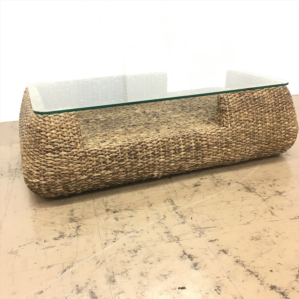 クワイエットアワーズ ガラステーブル