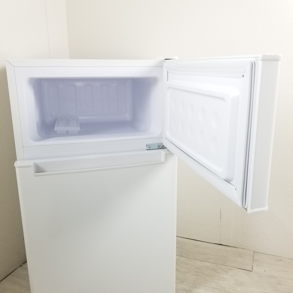 中古 高年式 amadana タグレーベル バイ アマダナ 85L 2ドア冷蔵庫 AT