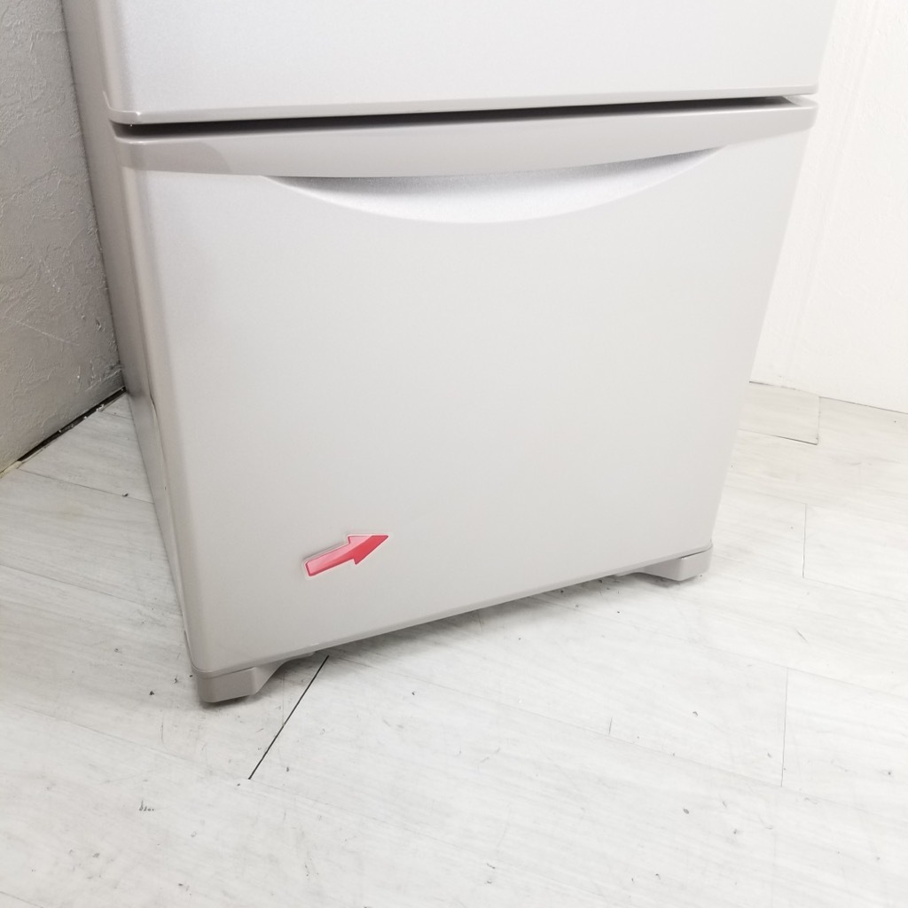 ‪*‬様 HITACHI 冷蔵庫 R-27FV 265L 2015年製 2015年製 日立 3ドア冷凍冷蔵庫 R-27FV | 中古家電と中古家具