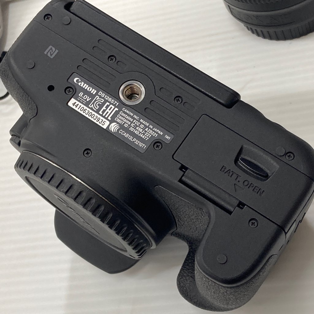 ��� Canon EOS Kiss X8i ���֥륺���७�å� �����ɹ� 