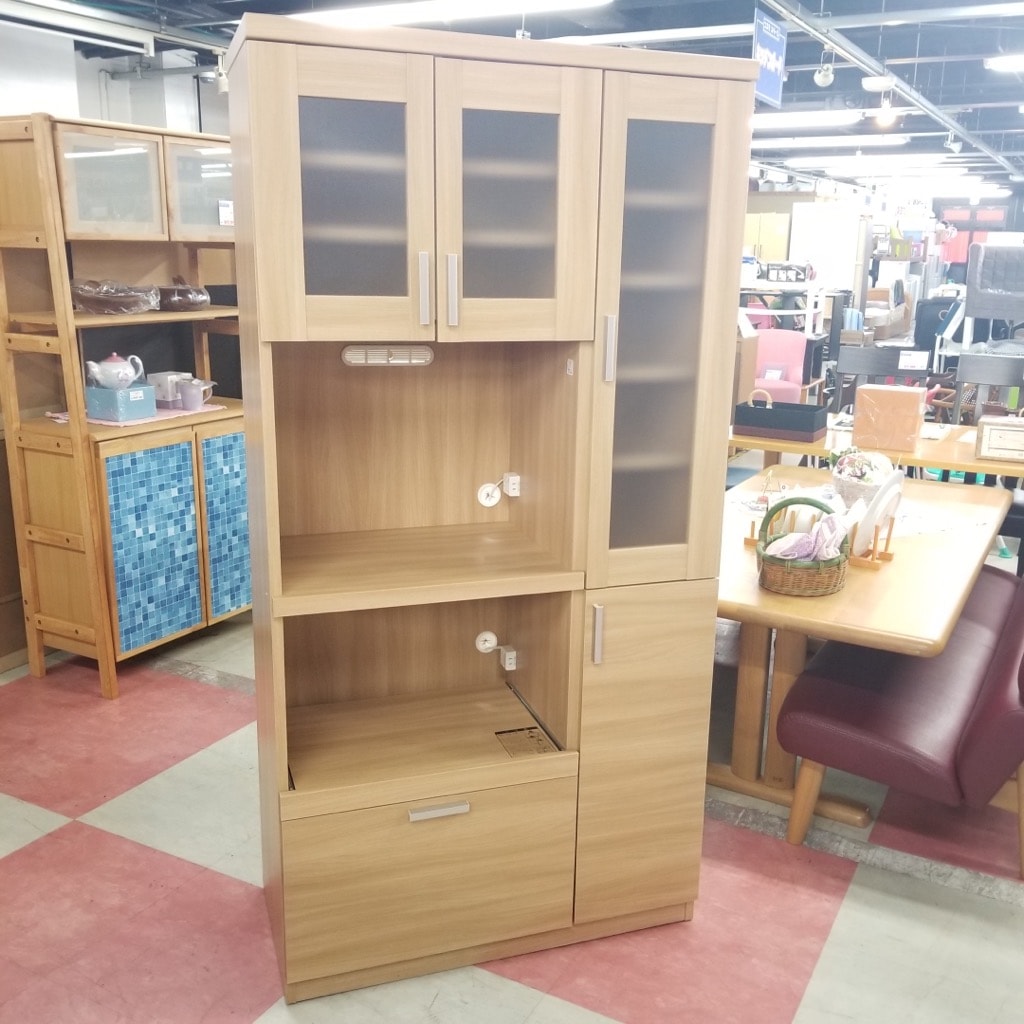 中古 近郊限定販売 3枚扉キッチンボード 食器棚 ナチュラル 木目 幅 