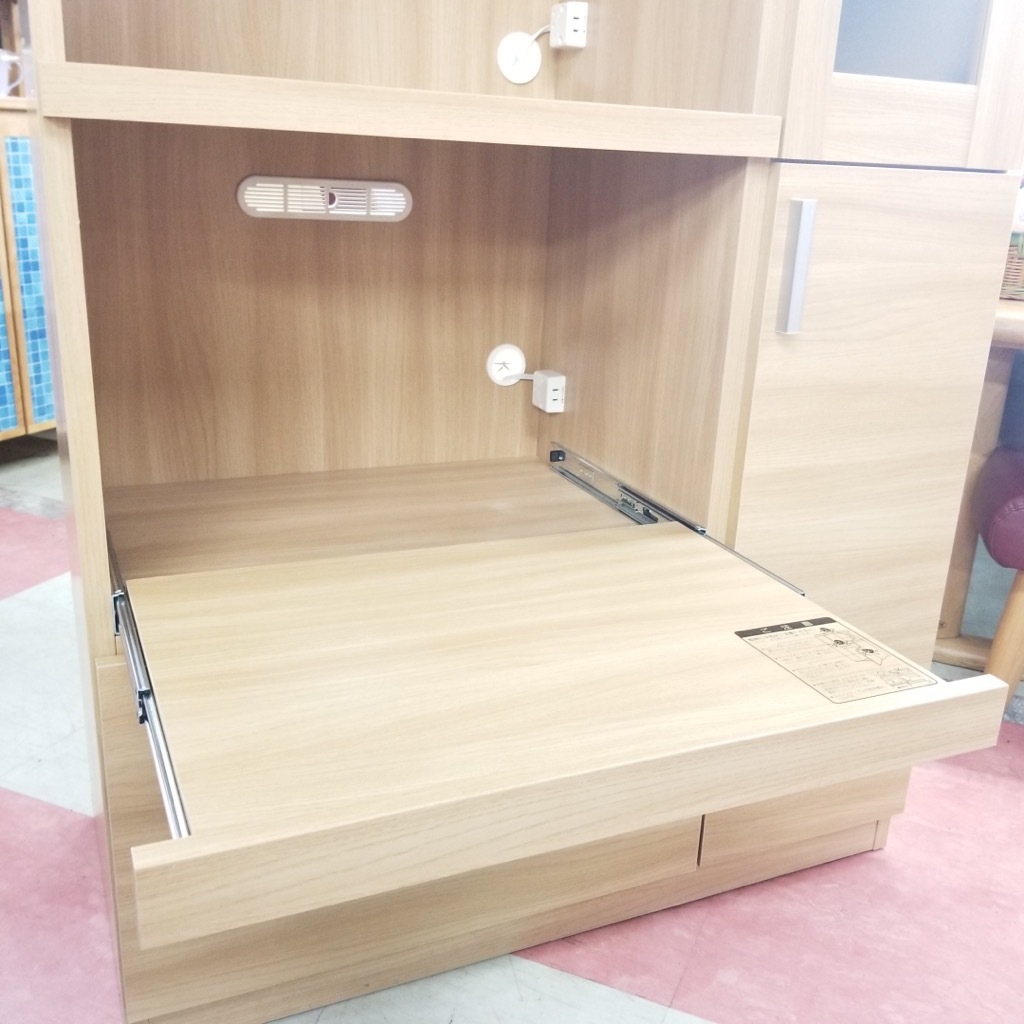 中古 近郊限定販売 3枚扉キッチンボード 食器棚 ナチュラル 木目 幅120cm×奥行き51cm×高さ201cm レンジ台 ファミリー  大容量-COSMO SPACE online