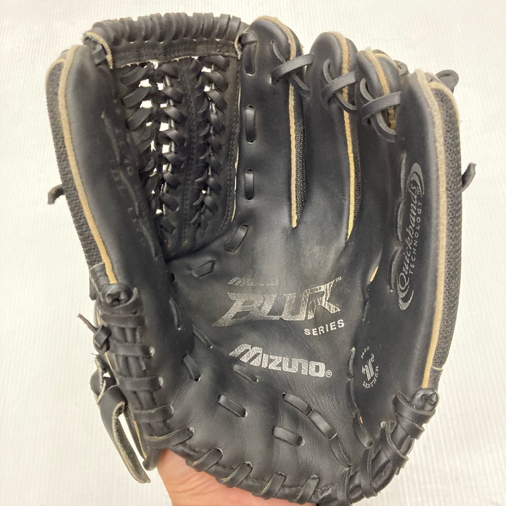 【Mizuno】BLUR™️シリーズ 軟式グローブ 未使用品 中古 ミズノ BLURシリーズ 一般軟式用 内野用グローブ 背面メッシュ
