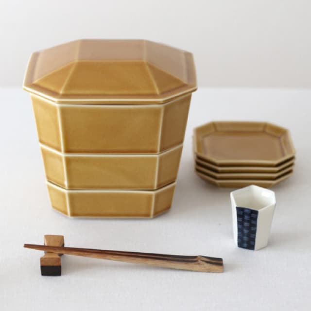 重箱 14cm 2個セット 隅切重箱 うす飴 小田陶器（P52302）