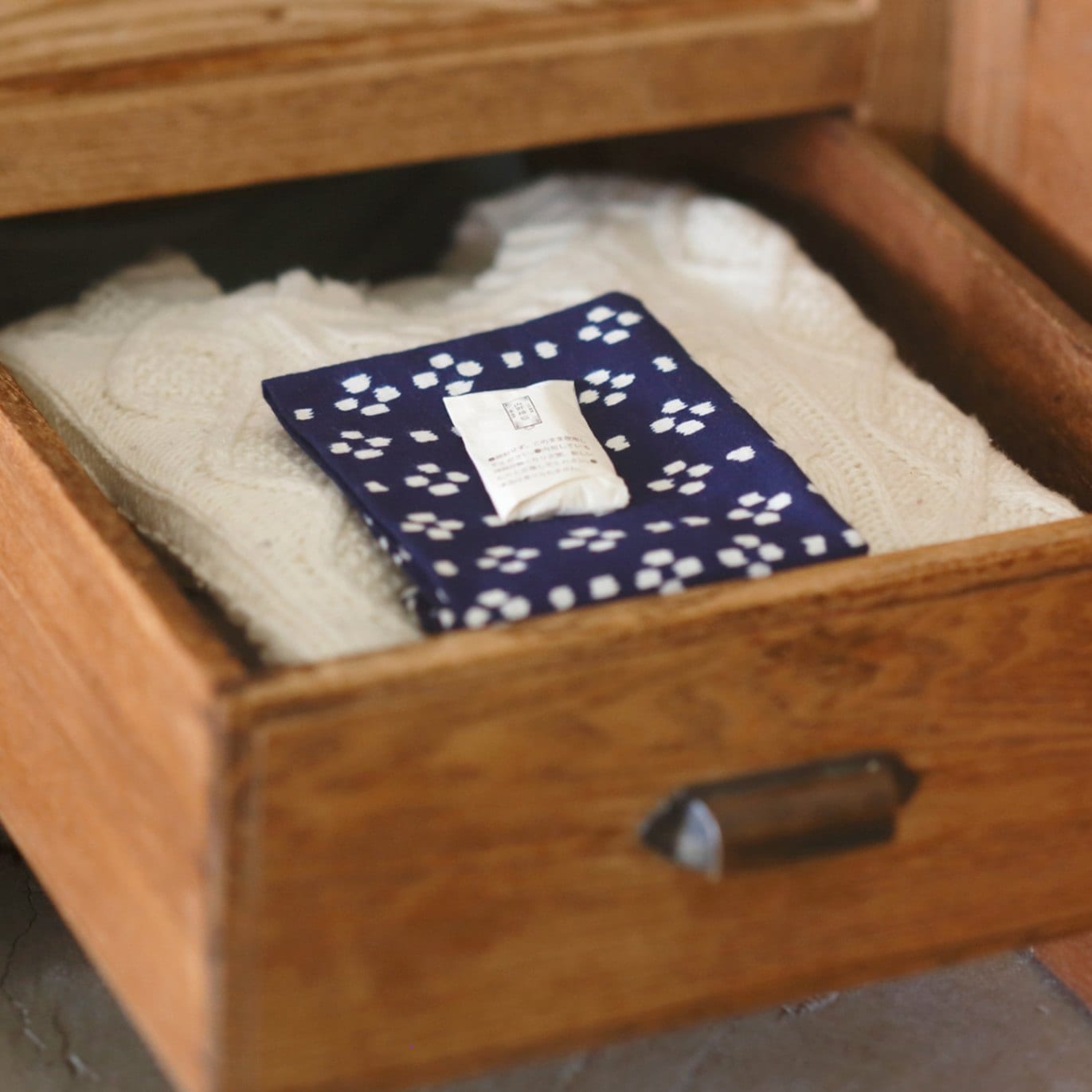 天然樟脳 (内野樟脳)