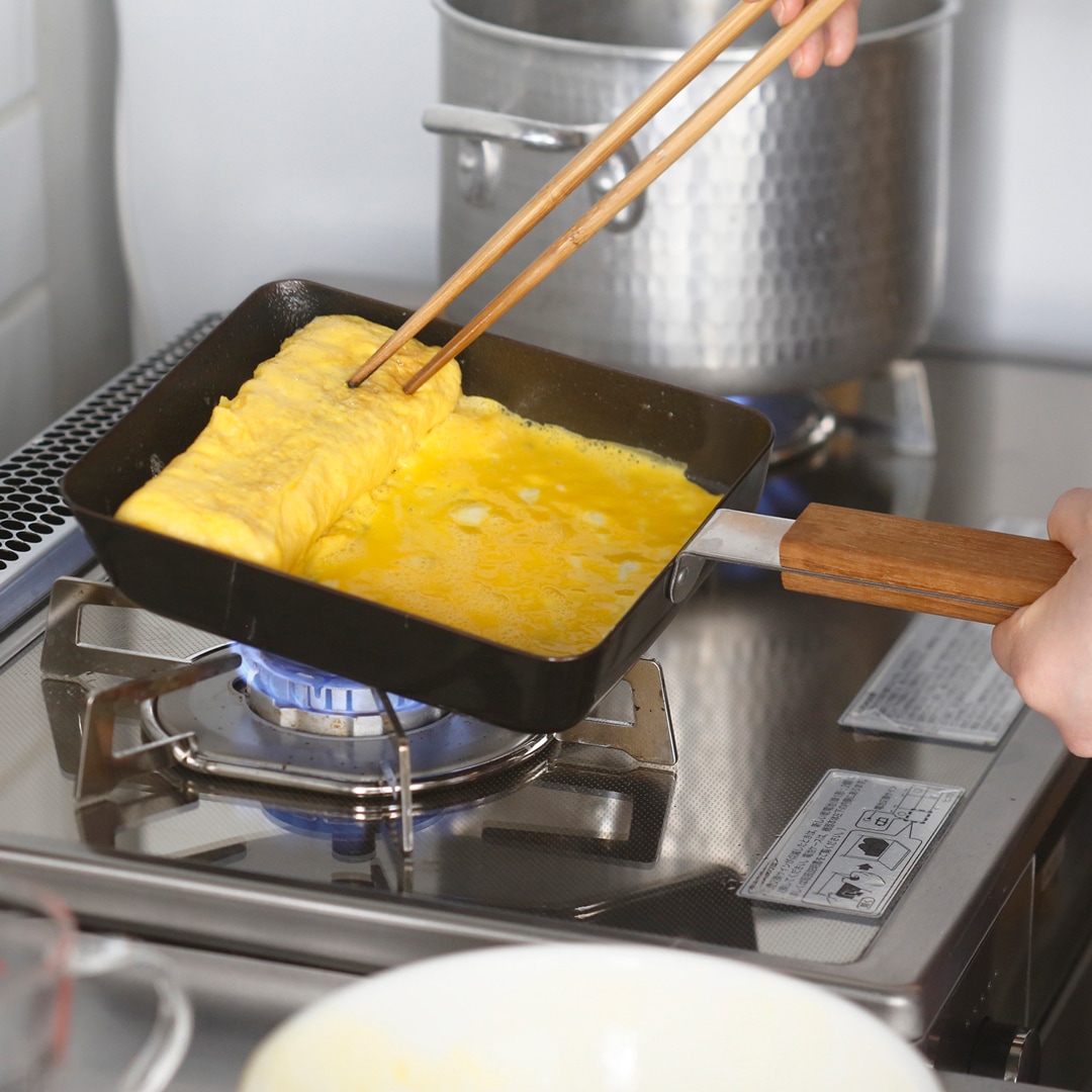 玉子焼き用フライパン・オムレツパン （アンバイ／ambai）