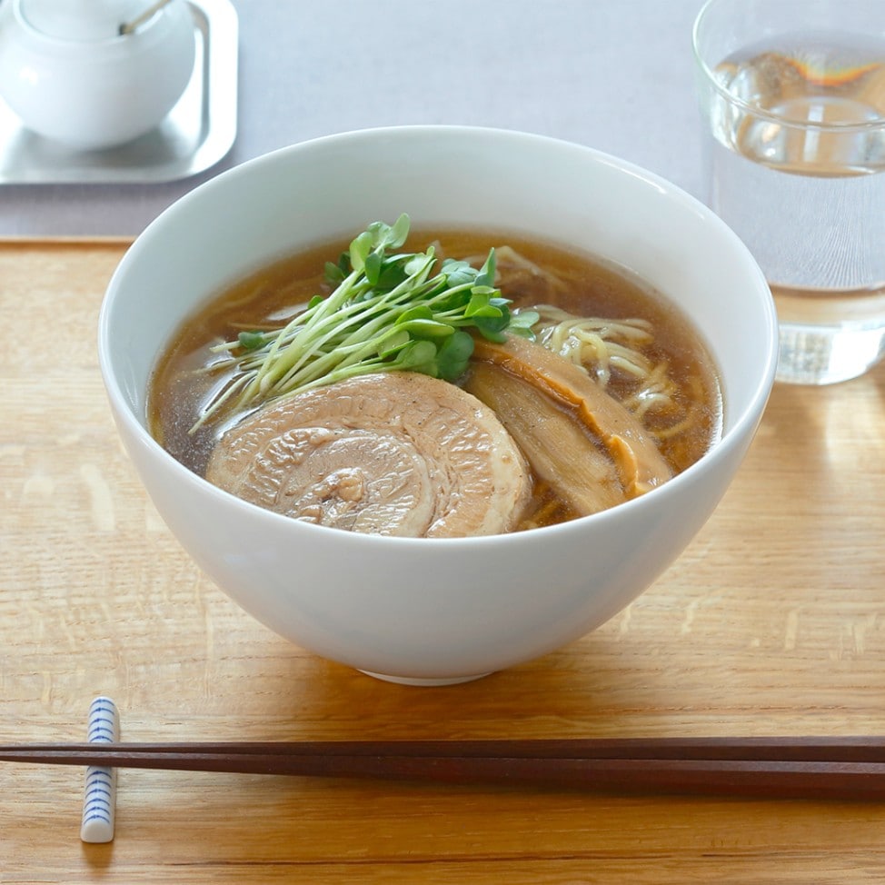 Menbachi/めん鉢 (ユミコ イイホシ ポーセリン/yumiko iihoshi porcelain)