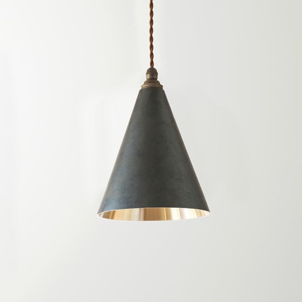 FUTAGAMI （フタガミ）ペンダントランプ　円錐　鍛金 ペンダントライト 楽天市場】FUTAGAMI ペンダントランプ 円錐 鍛金 真鍮 鋳肌 ペンダント