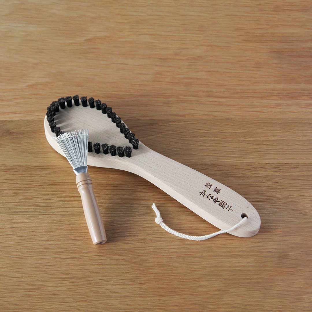 衣服・革のお手入れブラシ （かなや刷子）