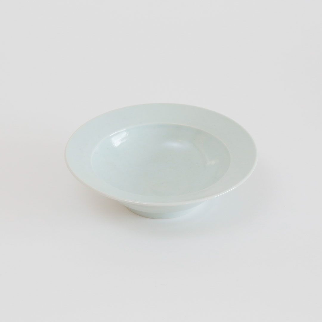 かぶと鉢 （アリタポーセリンラボ）