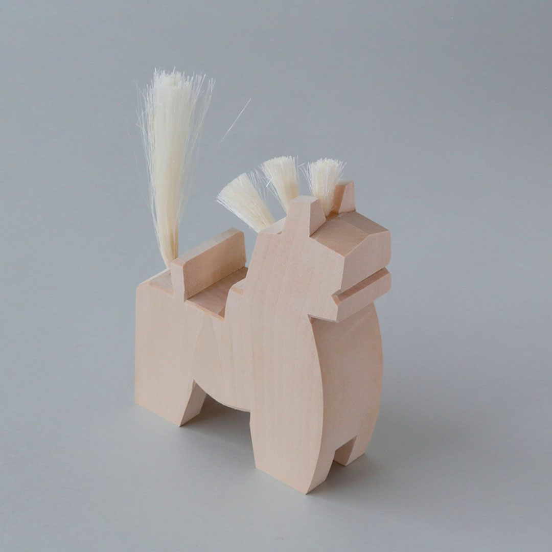 八幡馬　白木 （八幡馬株式会社）